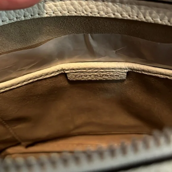 Tory Burch super white small purse - Picture 8 of 10